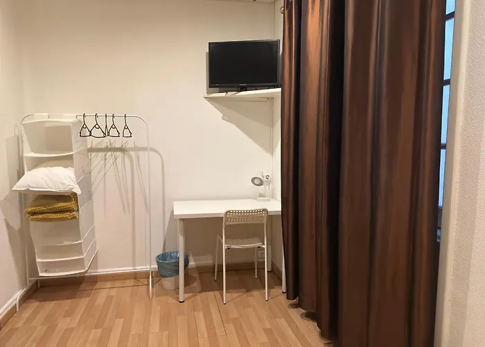 Peters 3* אבאירו