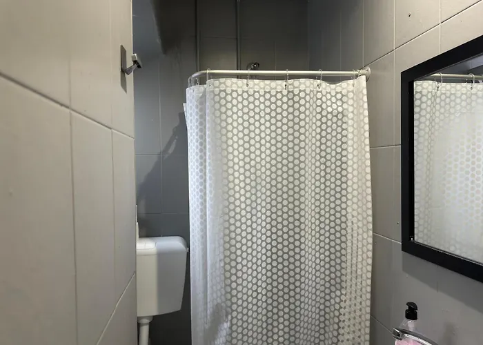 Peters 3* אבאירו